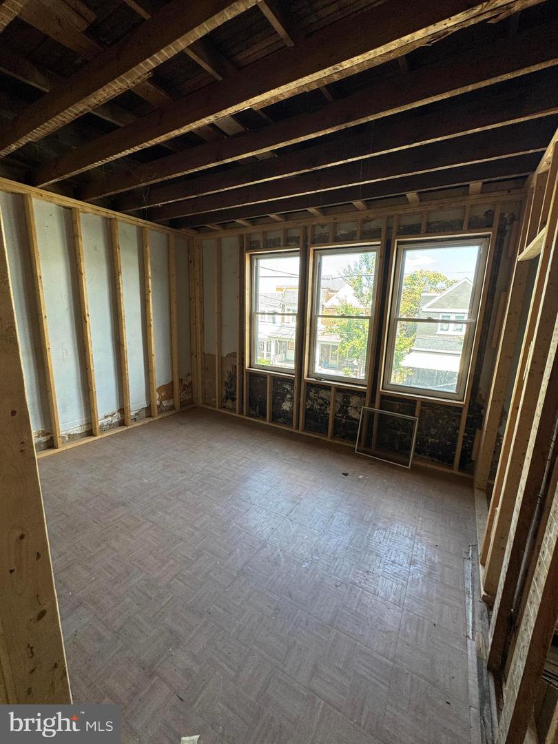 1467 RIDGE PL SE, WASHINGTON, District Of Columbia 20020, 3 Bedrooms Bedrooms, ,3 BathroomsBathrooms,Residential,For sale,1467 RIDGE PL SE,DCDC2155630 MLS # DCDC2155630