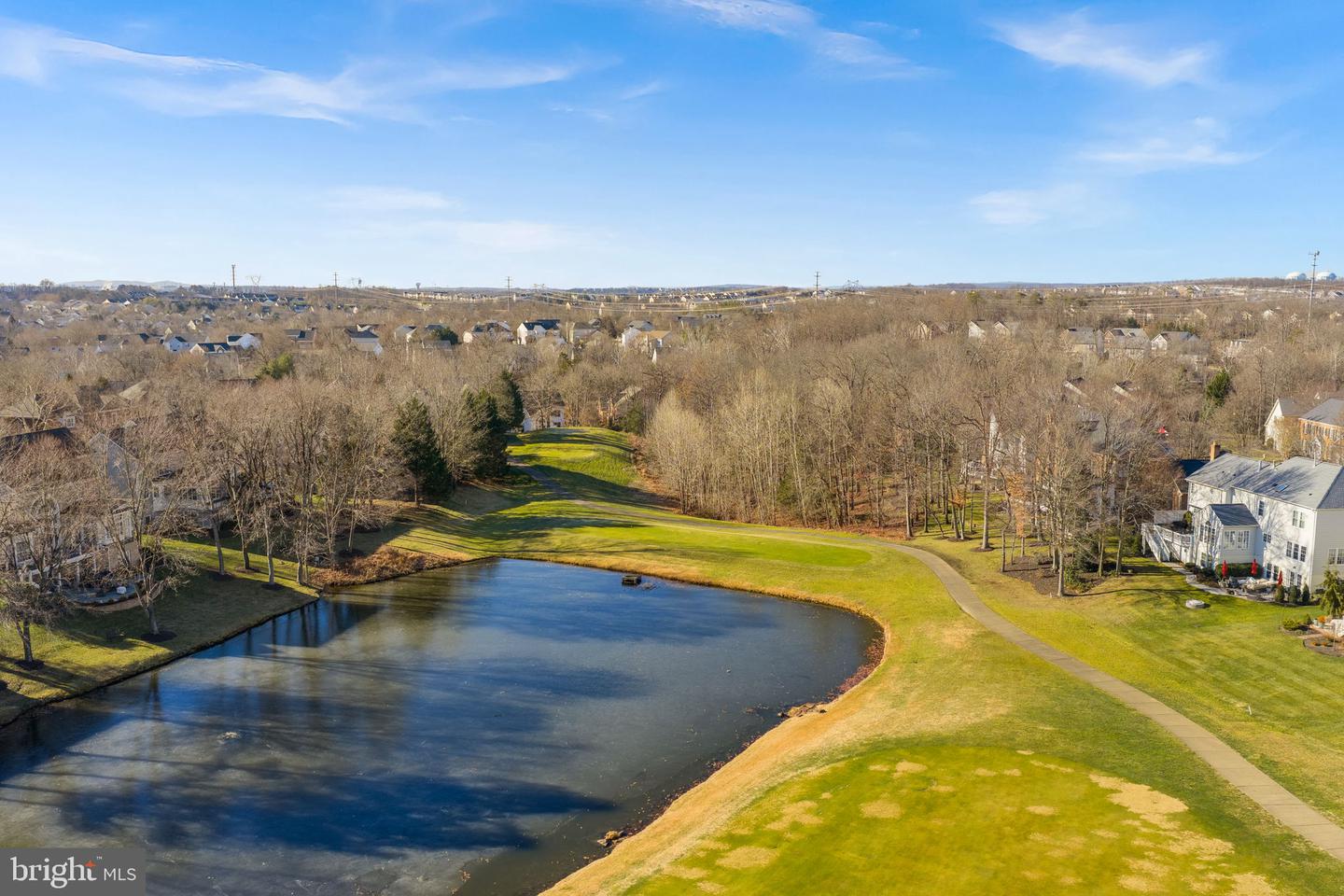 43312 CRYSTAL LAKE ST, LEESBURG, Virginia 20176, 5 Bedrooms Bedrooms, ,4 BathroomsBathrooms,Residential,For sale,43312 CRYSTAL LAKE ST,VALO2112340 MLS # VALO2112340