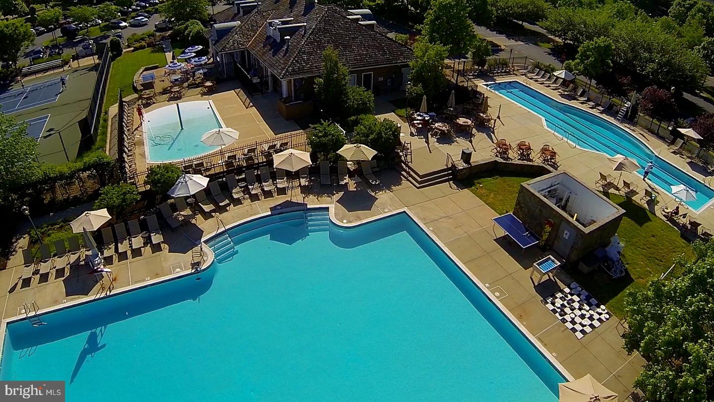 43312 CRYSTAL LAKE ST, LEESBURG, Virginia 20176, 5 Bedrooms Bedrooms, ,4 BathroomsBathrooms,Residential,For sale,43312 CRYSTAL LAKE ST,VALO2112340 MLS # VALO2112340