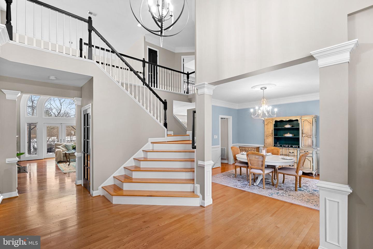 43312 CRYSTAL LAKE ST, LEESBURG, Virginia 20176, 5 Bedrooms Bedrooms, ,4 BathroomsBathrooms,Residential,For sale,43312 CRYSTAL LAKE ST,VALO2112340 MLS # VALO2112340