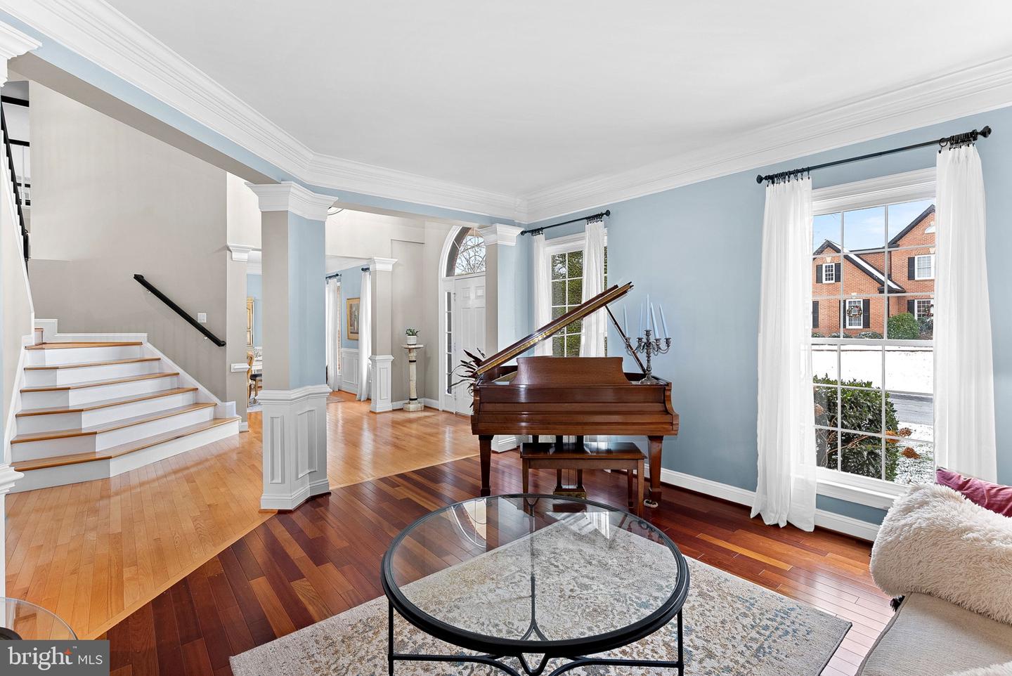 43312 CRYSTAL LAKE ST, LEESBURG, Virginia 20176, 5 Bedrooms Bedrooms, ,4 BathroomsBathrooms,Residential,For sale,43312 CRYSTAL LAKE ST,VALO2112340 MLS # VALO2112340