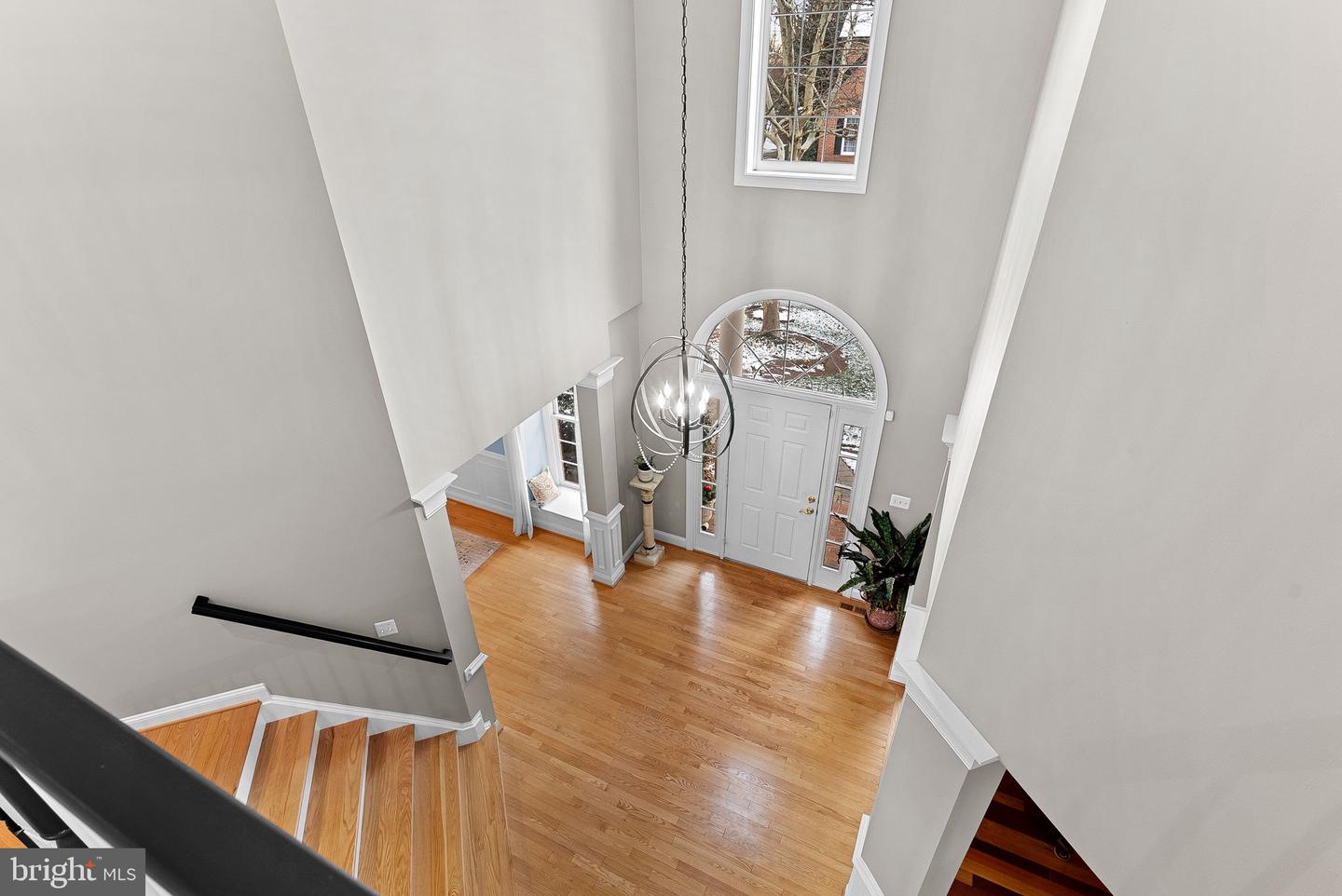 43312 CRYSTAL LAKE ST, LEESBURG, Virginia 20176, 5 Bedrooms Bedrooms, ,4 BathroomsBathrooms,Residential,For sale,43312 CRYSTAL LAKE ST,VALO2112340 MLS # VALO2112340