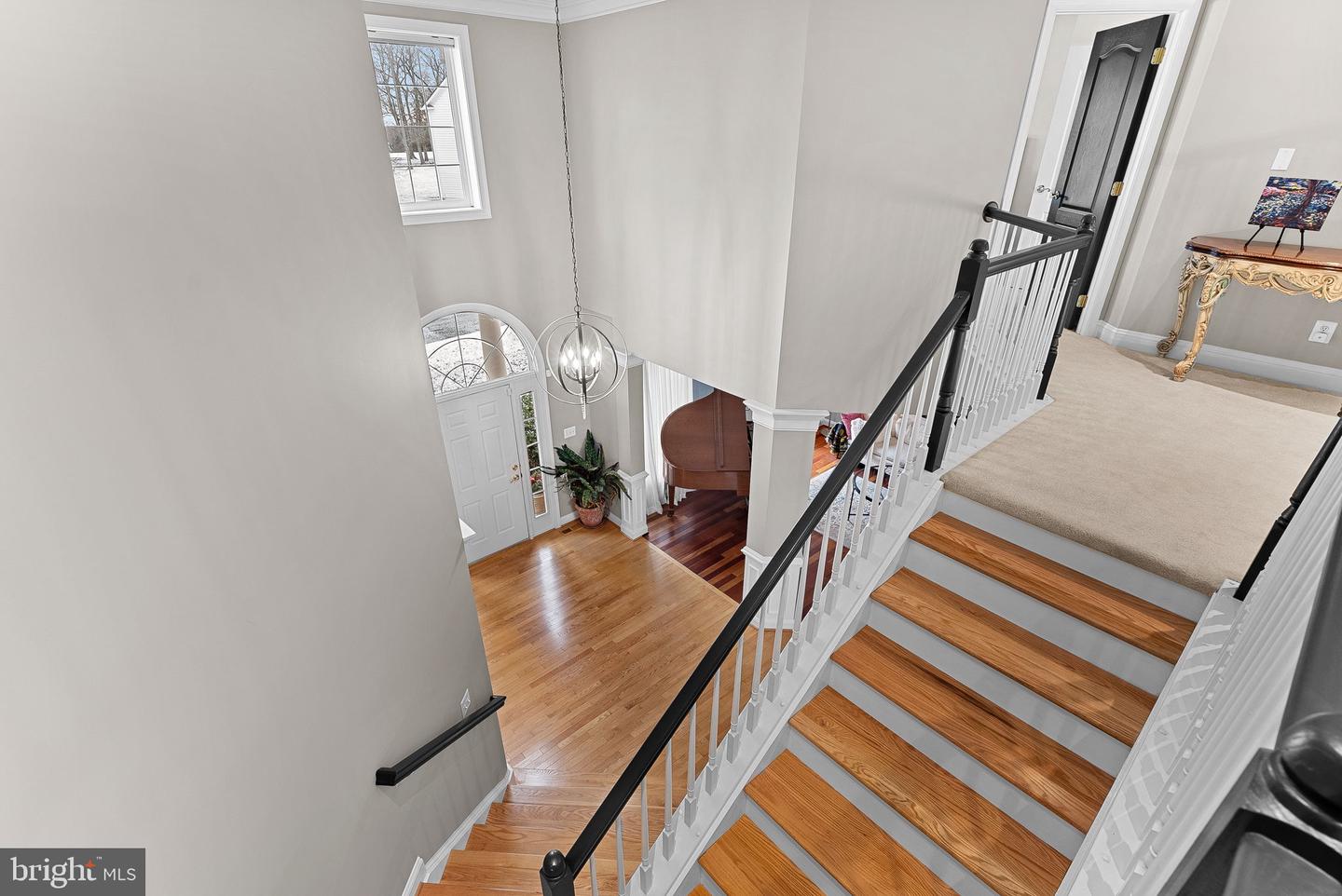 43312 CRYSTAL LAKE ST, LEESBURG, Virginia 20176, 5 Bedrooms Bedrooms, ,4 BathroomsBathrooms,Residential,For sale,43312 CRYSTAL LAKE ST,VALO2112340 MLS # VALO2112340