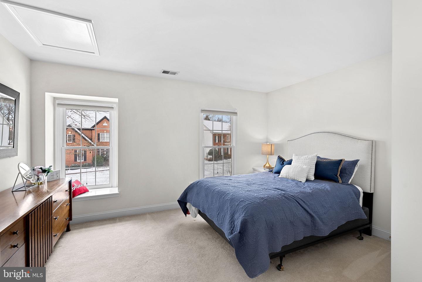 43312 CRYSTAL LAKE ST, LEESBURG, Virginia 20176, 5 Bedrooms Bedrooms, ,4 BathroomsBathrooms,Residential,For sale,43312 CRYSTAL LAKE ST,VALO2112340 MLS # VALO2112340