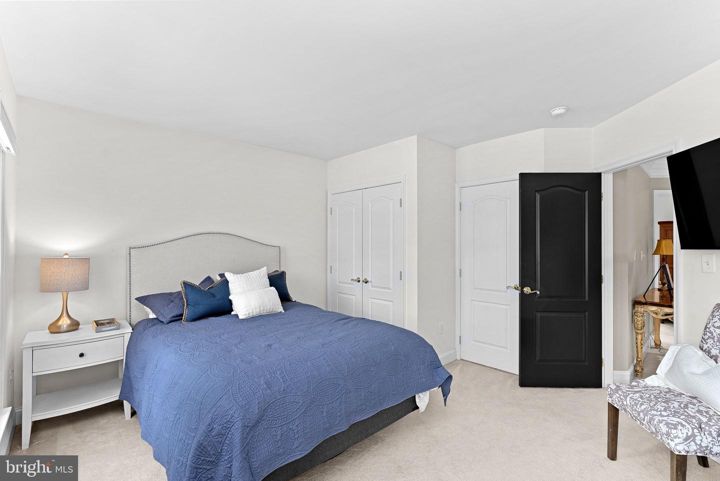 43312 CRYSTAL LAKE ST, LEESBURG, Virginia 20176, 5 Bedrooms Bedrooms, ,4 BathroomsBathrooms,Residential,For sale,43312 CRYSTAL LAKE ST,VALO2112340 MLS # VALO2112340