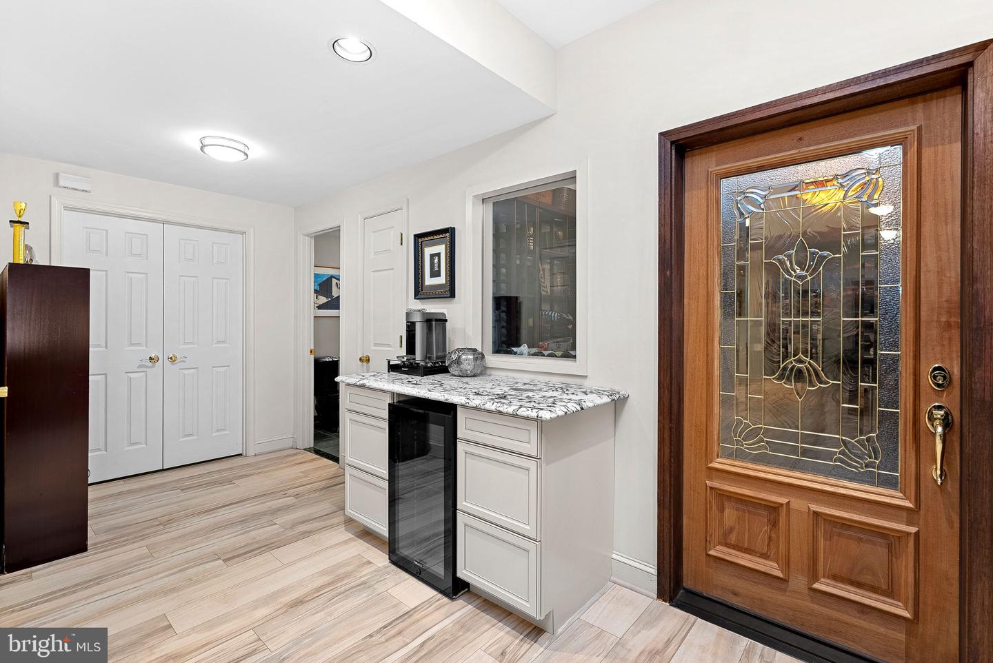 43312 CRYSTAL LAKE ST, LEESBURG, Virginia 20176, 5 Bedrooms Bedrooms, ,4 BathroomsBathrooms,Residential,For sale,43312 CRYSTAL LAKE ST,VALO2112340 MLS # VALO2112340