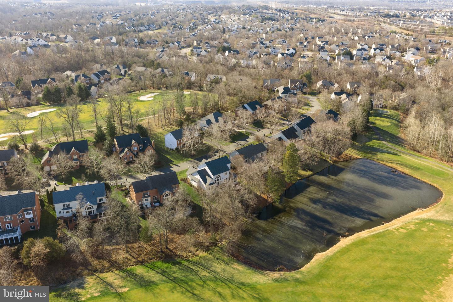 43312 CRYSTAL LAKE ST, LEESBURG, Virginia 20176, 5 Bedrooms Bedrooms, ,4 BathroomsBathrooms,Residential,For sale,43312 CRYSTAL LAKE ST,VALO2112340 MLS # VALO2112340