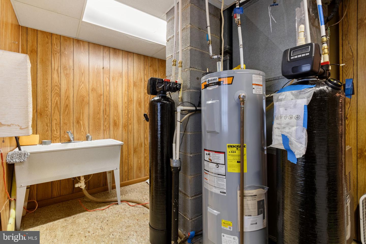 54 RICHARDS FERRY RD, FREDERICKSBURG, Virginia 22406, 4 Bedrooms Bedrooms, ,3 BathroomsBathrooms,Residential,For sale,54 RICHARDS FERRY RD,VAST2045520 MLS # VAST2045520