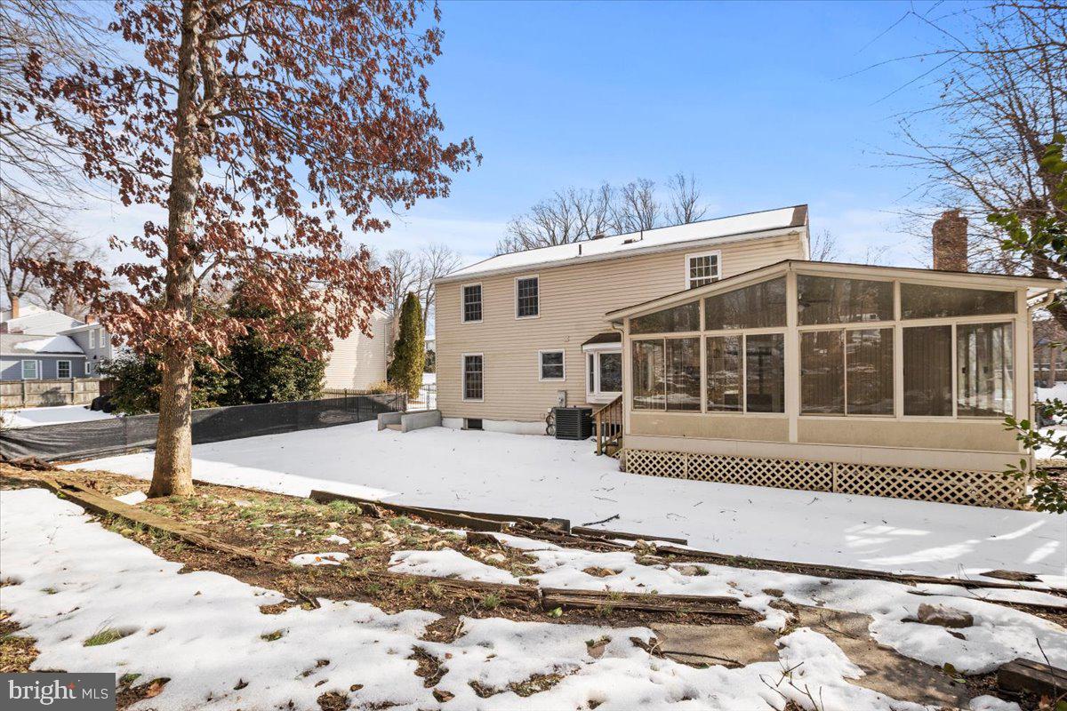 5711 HEMING AVE, SPRINGFIELD, Virginia 22151, 4 Bedrooms Bedrooms, ,3 BathroomsBathrooms,Residential,For sale,5711 HEMING AVE,VAFX2288470 MLS # VAFX2288470 5711 HEMING AVE, SPRINGFIELD, Virginia 22151, 4 Bedrooms Bedrooms, ,3 BathroomsBathrooms,Residential,For sale,5711 HEMING AVE,VAFX2288470 MLS # VAFX2288470