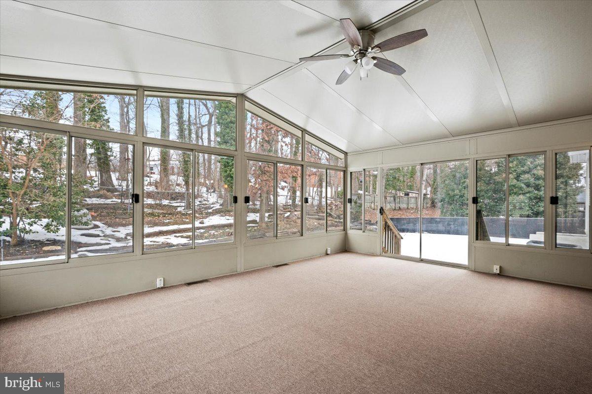 5711 HEMING AVE, SPRINGFIELD, Virginia 22151, 4 Bedrooms Bedrooms, ,3 BathroomsBathrooms,Residential,For sale,5711 HEMING AVE,VAFX2288470 MLS # VAFX2288470 5711 HEMING AVE, SPRINGFIELD, Virginia 22151, 4 Bedrooms Bedrooms, ,3 BathroomsBathrooms,Residential,For sale,5711 HEMING AVE,VAFX2288470 MLS # VAFX2288470