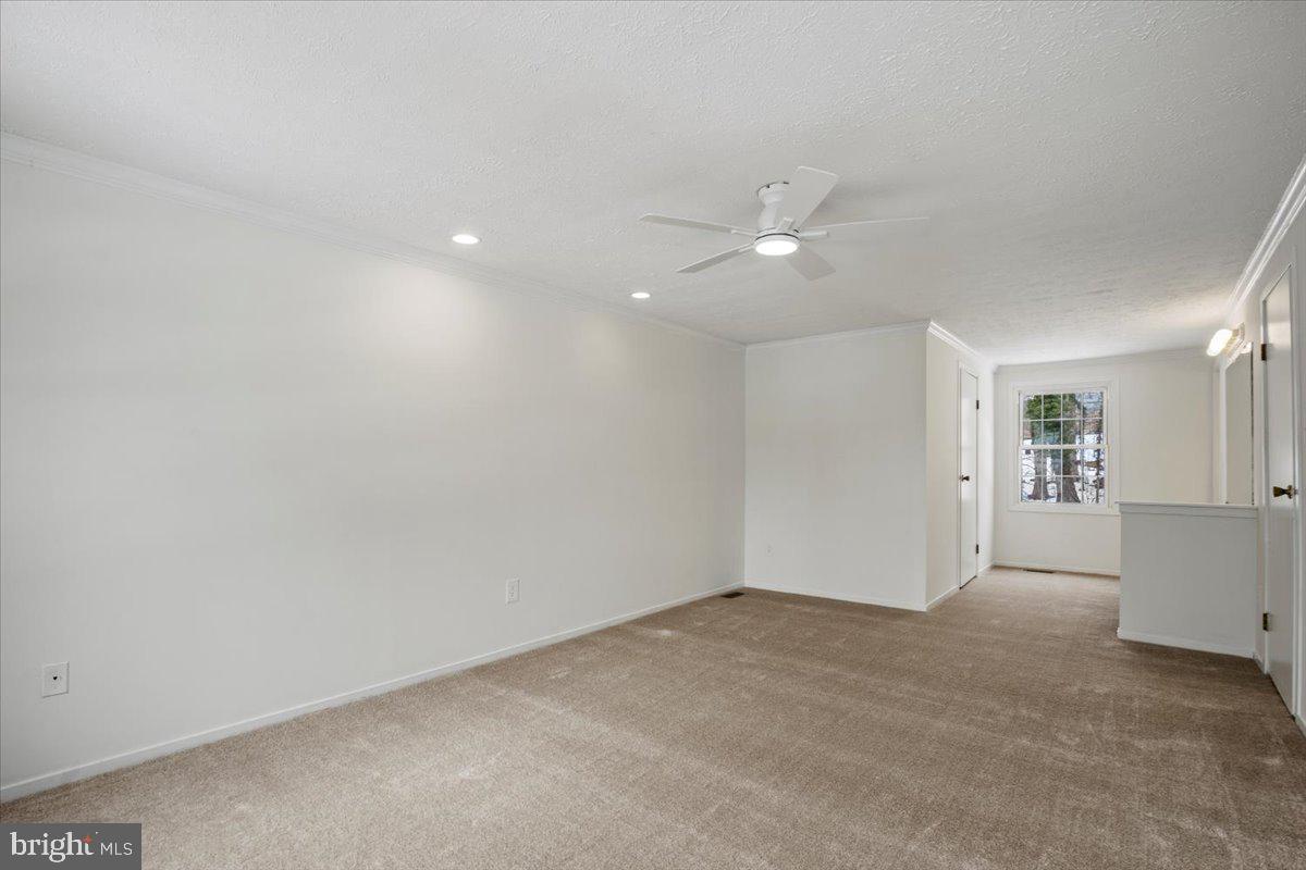 5711 HEMING AVE, SPRINGFIELD, Virginia 22151, 4 Bedrooms Bedrooms, ,3 BathroomsBathrooms,Residential,For sale,5711 HEMING AVE,VAFX2288470 MLS # VAFX2288470 5711 HEMING AVE, SPRINGFIELD, Virginia 22151, 4 Bedrooms Bedrooms, ,3 BathroomsBathrooms,Residential,For sale,5711 HEMING AVE,VAFX2288470 MLS # VAFX2288470