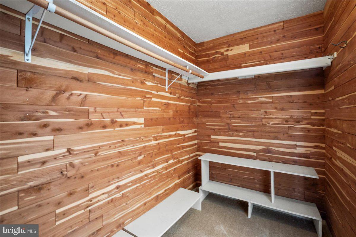 5711 HEMING AVE, SPRINGFIELD, Virginia 22151, 4 Bedrooms Bedrooms, ,3 BathroomsBathrooms,Residential,For sale,5711 HEMING AVE,VAFX2288470 MLS # VAFX2288470 5711 HEMING AVE, SPRINGFIELD, Virginia 22151, 4 Bedrooms Bedrooms, ,3 BathroomsBathrooms,Residential,For sale,5711 HEMING AVE,VAFX2288470 MLS # VAFX2288470