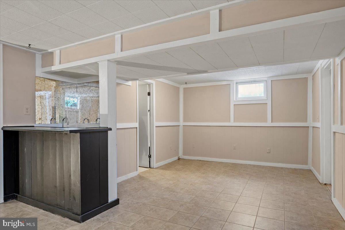 5711 HEMING AVE, SPRINGFIELD, Virginia 22151, 4 Bedrooms Bedrooms, ,3 BathroomsBathrooms,Residential,For sale,5711 HEMING AVE,VAFX2288470 MLS # VAFX2288470 5711 HEMING AVE, SPRINGFIELD, Virginia 22151, 4 Bedrooms Bedrooms, ,3 BathroomsBathrooms,Residential,For sale,5711 HEMING AVE,VAFX2288470 MLS # VAFX2288470