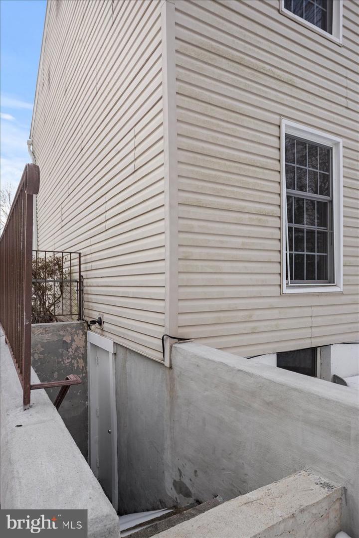 5711 HEMING AVE, SPRINGFIELD, Virginia 22151, 4 Bedrooms Bedrooms, ,3 BathroomsBathrooms,Residential,For sale,5711 HEMING AVE,VAFX2288470 MLS # VAFX2288470 5711 HEMING AVE, SPRINGFIELD, Virginia 22151, 4 Bedrooms Bedrooms, ,3 BathroomsBathrooms,Residential,For sale,5711 HEMING AVE,VAFX2288470 MLS # VAFX2288470