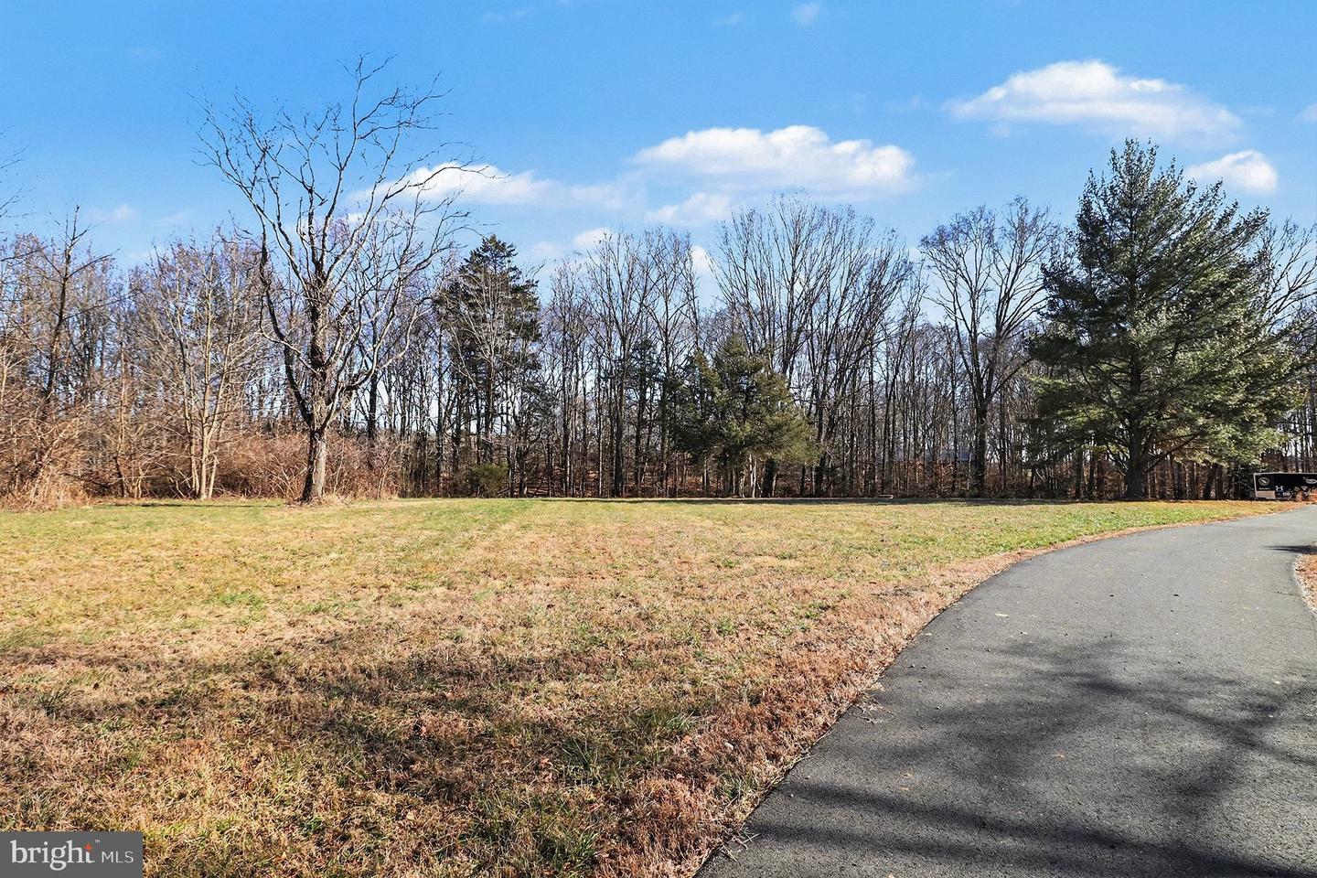 1326 KINGS HWY, KING GEORGE, Virginia 22485, ,Land,For sale,1326 KINGS HWY,VAKG2007492 MLS # VAKG2007492