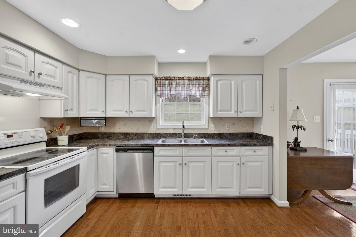 11530 JOHN MARSHALL HWY, MARKHAM, Virginia 22643, 3 Bedrooms Bedrooms, 10 Rooms Rooms,3 BathroomsBathrooms,Residential,For sale,11530 JOHN MARSHALL HWY,VAFQ2020498 MLS # VAFQ2020498