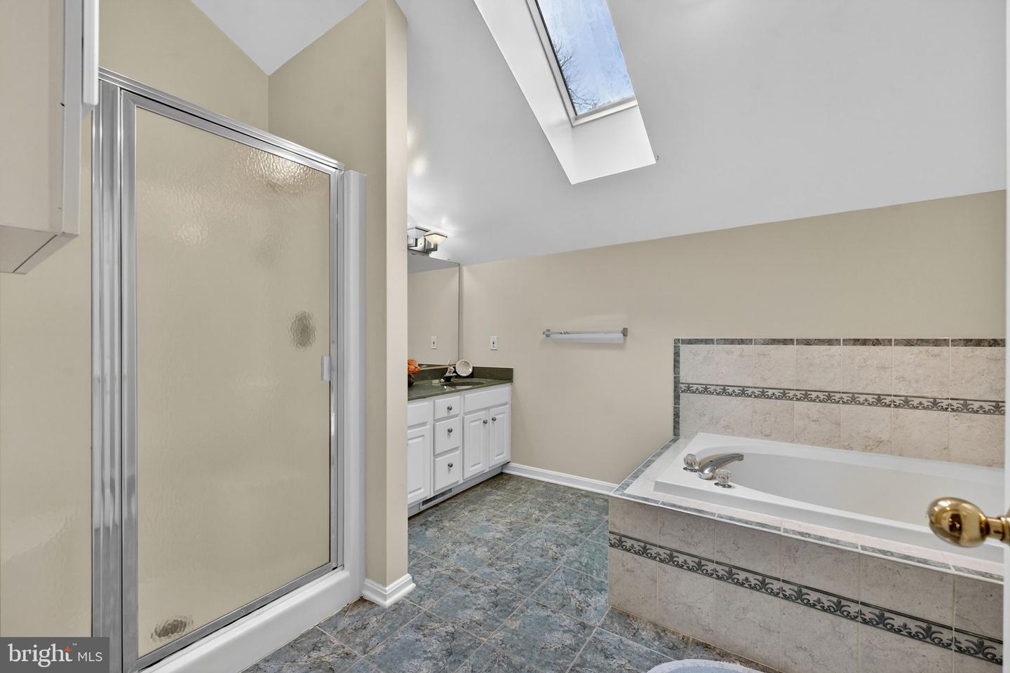 11530 JOHN MARSHALL HWY, MARKHAM, Virginia 22643, 3 Bedrooms Bedrooms, 10 Rooms Rooms,3 BathroomsBathrooms,Residential,For sale,11530 JOHN MARSHALL HWY,VAFQ2020498 MLS # VAFQ2020498