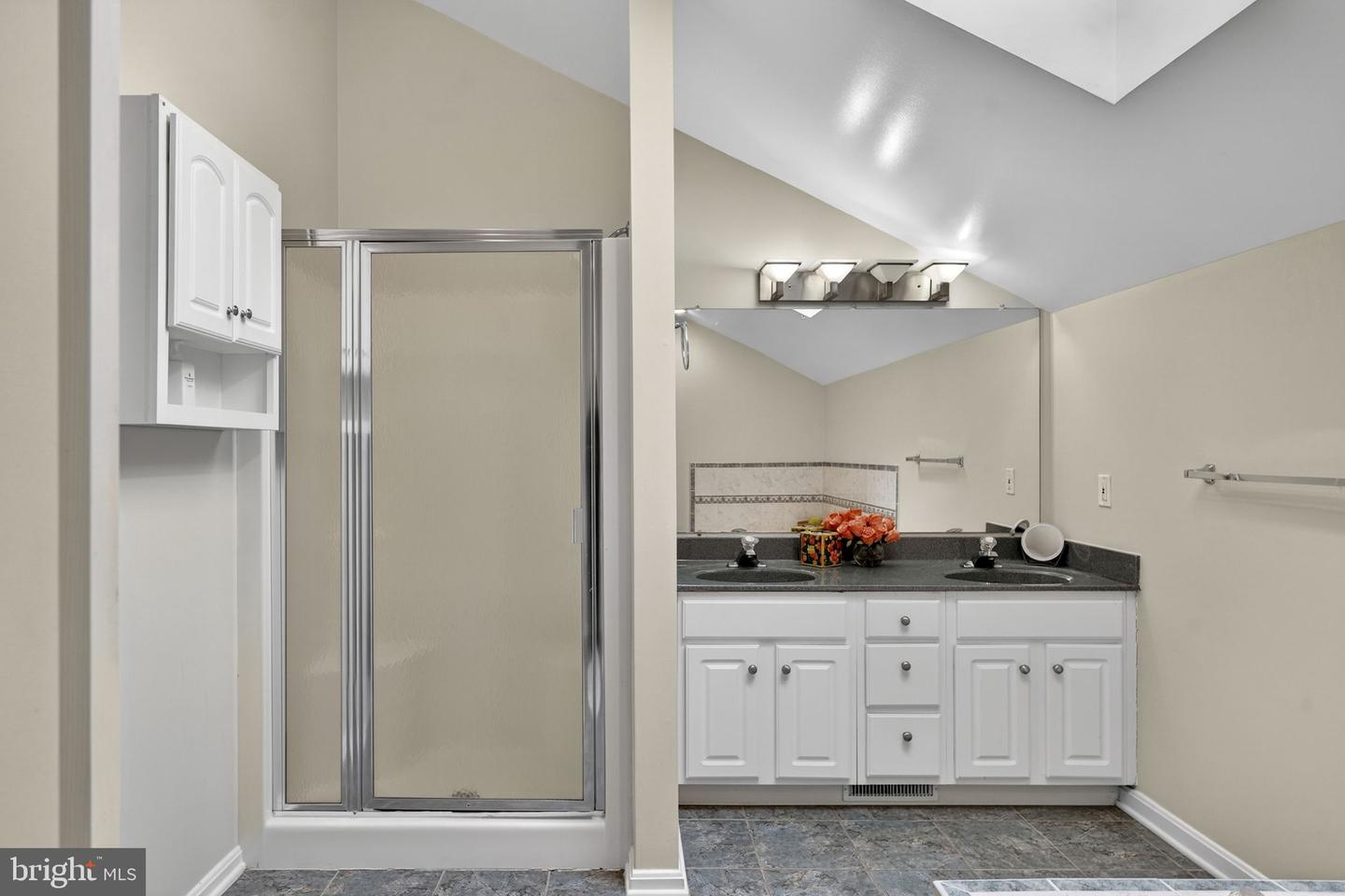 11530 JOHN MARSHALL HWY, MARKHAM, Virginia 22643, 3 Bedrooms Bedrooms, 10 Rooms Rooms,3 BathroomsBathrooms,Residential,For sale,11530 JOHN MARSHALL HWY,VAFQ2020498 MLS # VAFQ2020498