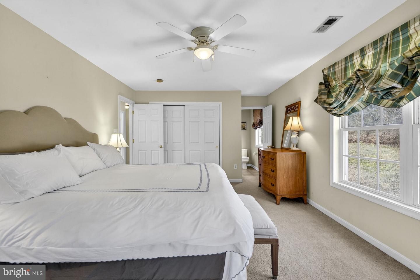 11530 JOHN MARSHALL HWY, MARKHAM, Virginia 22643, 3 Bedrooms Bedrooms, 10 Rooms Rooms,3 BathroomsBathrooms,Residential,For sale,11530 JOHN MARSHALL HWY,VAFQ2020498 MLS # VAFQ2020498