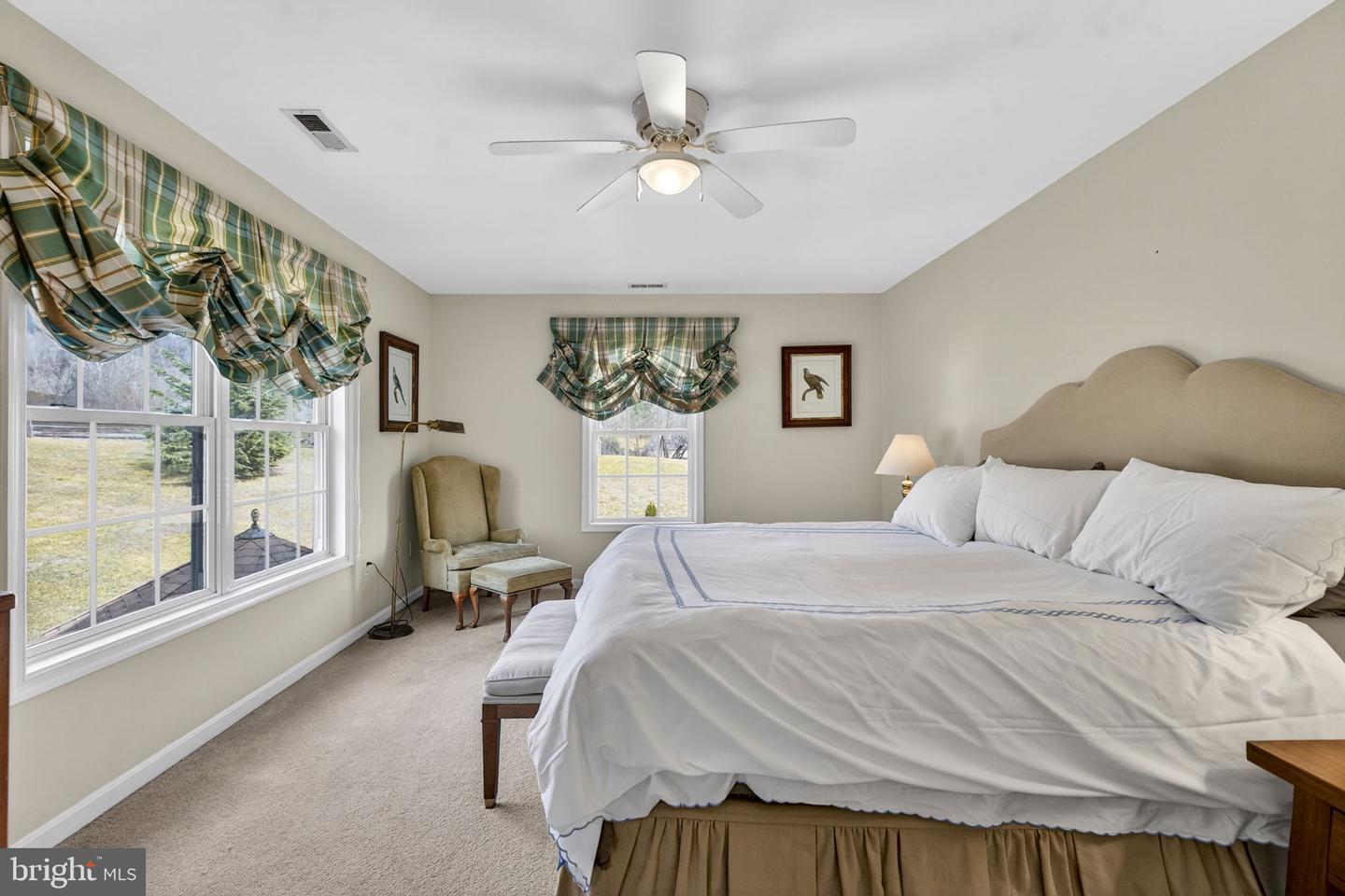 11530 JOHN MARSHALL HWY, MARKHAM, Virginia 22643, 3 Bedrooms Bedrooms, 10 Rooms Rooms,3 BathroomsBathrooms,Residential,For sale,11530 JOHN MARSHALL HWY,VAFQ2020498 MLS # VAFQ2020498