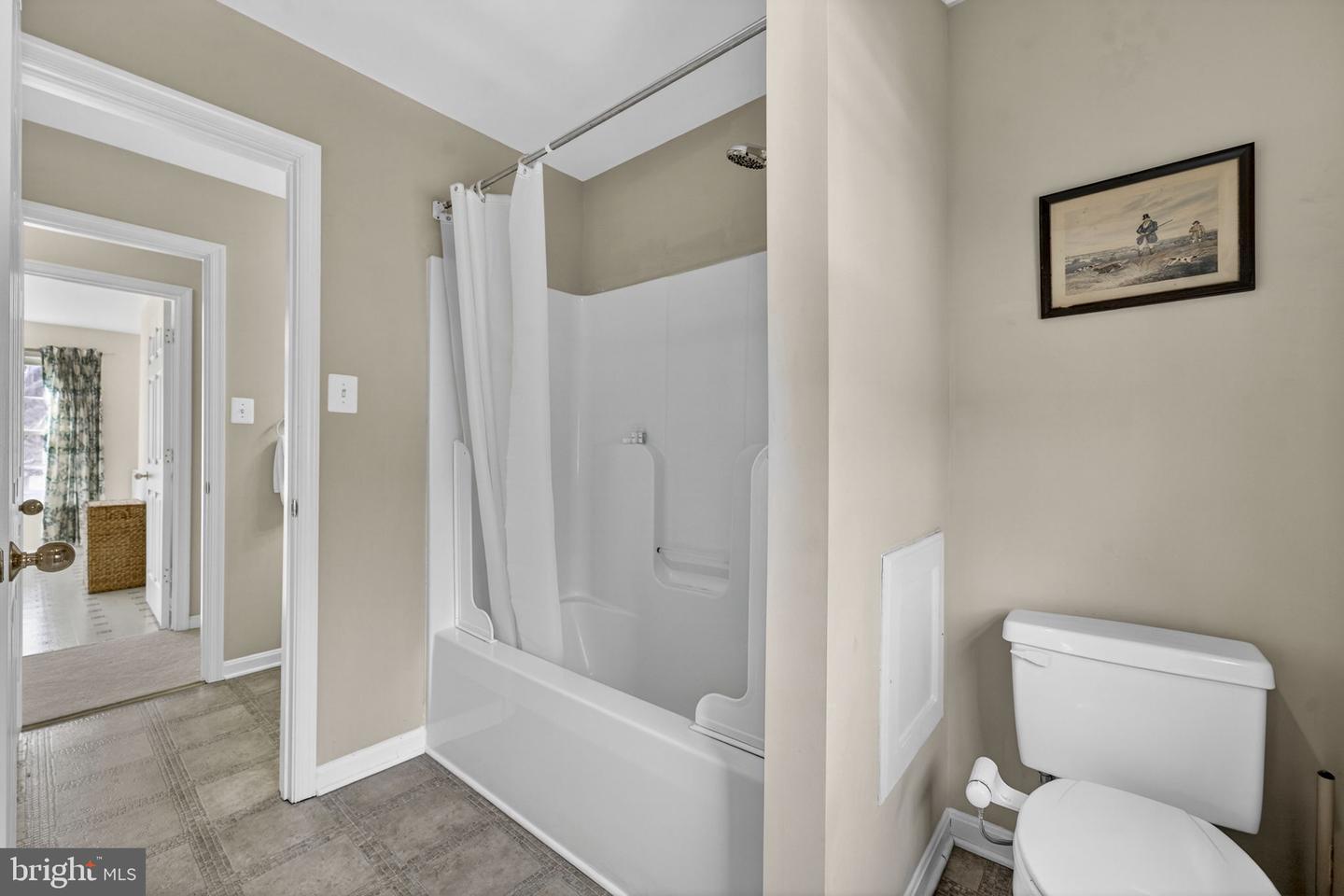 11530 JOHN MARSHALL HWY, MARKHAM, Virginia 22643, 3 Bedrooms Bedrooms, 10 Rooms Rooms,3 BathroomsBathrooms,Residential,For sale,11530 JOHN MARSHALL HWY,VAFQ2020498 MLS # VAFQ2020498