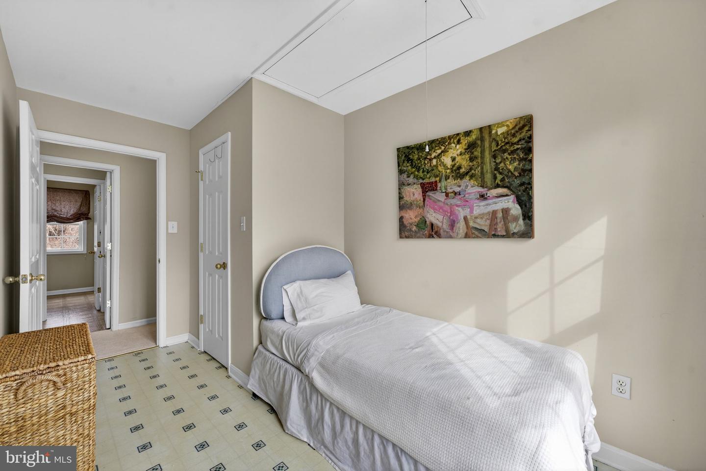 11530 JOHN MARSHALL HWY, MARKHAM, Virginia 22643, 3 Bedrooms Bedrooms, 10 Rooms Rooms,3 BathroomsBathrooms,Residential,For sale,11530 JOHN MARSHALL HWY,VAFQ2020498 MLS # VAFQ2020498