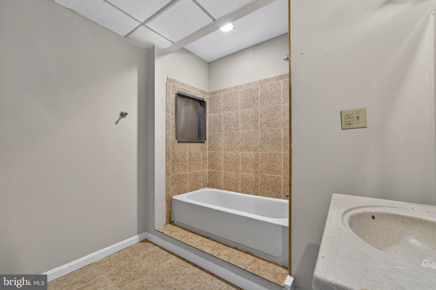 11530 JOHN MARSHALL HWY, MARKHAM, Virginia 22643, 3 Bedrooms Bedrooms, 10 Rooms Rooms,3 BathroomsBathrooms,Residential,For sale,11530 JOHN MARSHALL HWY,VAFQ2020498 MLS # VAFQ2020498