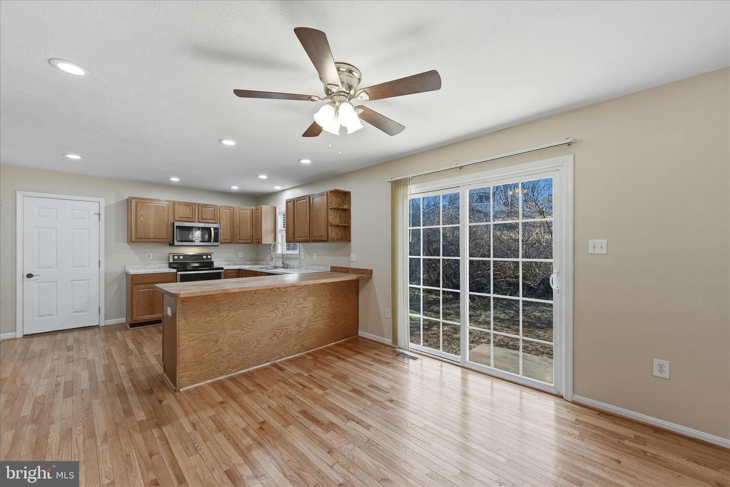 620 CRYSTAL CT, WINCHESTER, Virginia 22601, ,Residential,For sale,620 CRYSTAL CT,VAWI2010000 MLS # VAWI2010000