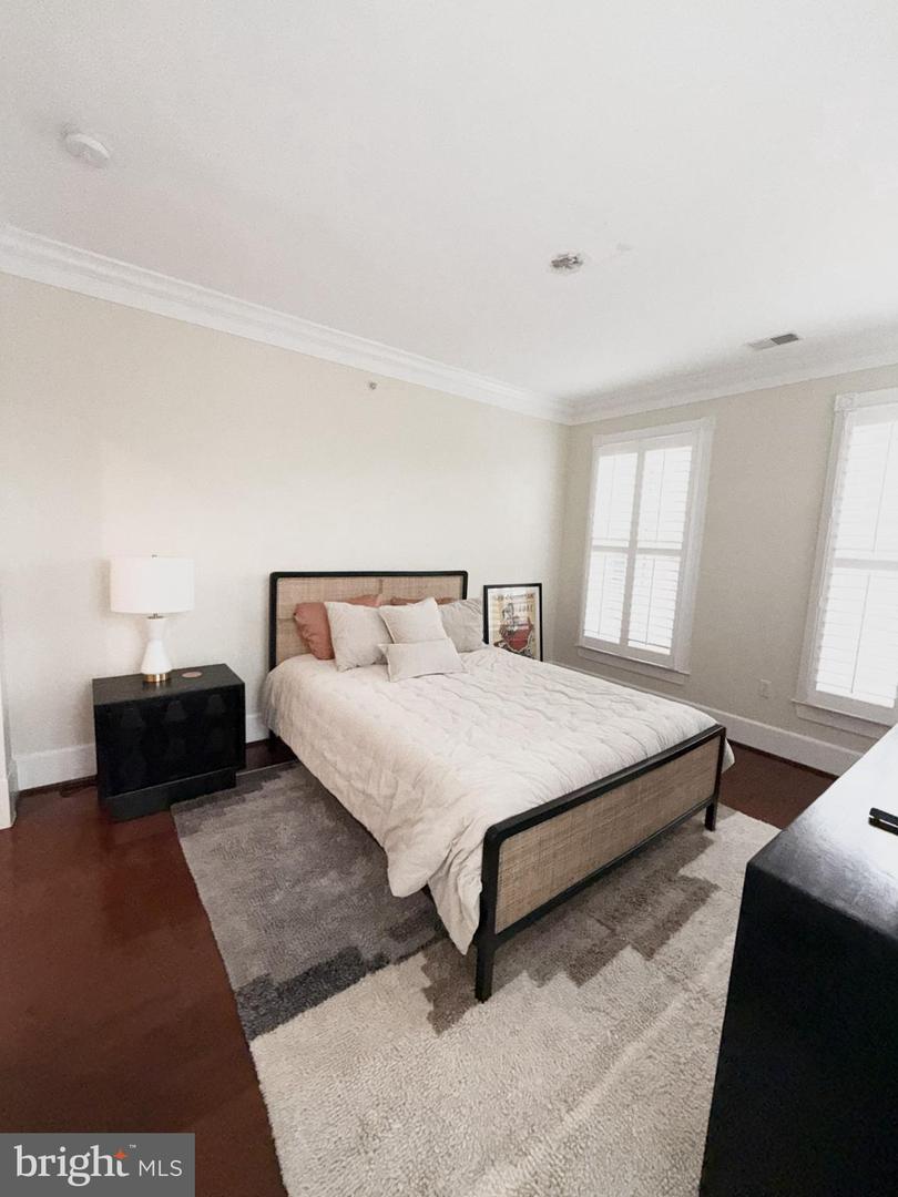 910 POWHATAN ST #304S, ALEXANDRIA, Virginia 22314, 2 Bedrooms Bedrooms, 4 Rooms Rooms,2 BathroomsBathrooms,Residential,For sale,910 POWHATAN ST #304S,VAAX2054280 MLS # VAAX2054280 910 POWHATAN ST #304S, ALEXANDRIA, Virginia 22314, 2 Bedrooms Bedrooms, 4 Rooms Rooms,2 BathroomsBathrooms,Residential,For sale,910 POWHATAN ST #304S,VAAX2054280 MLS # VAAX2054280