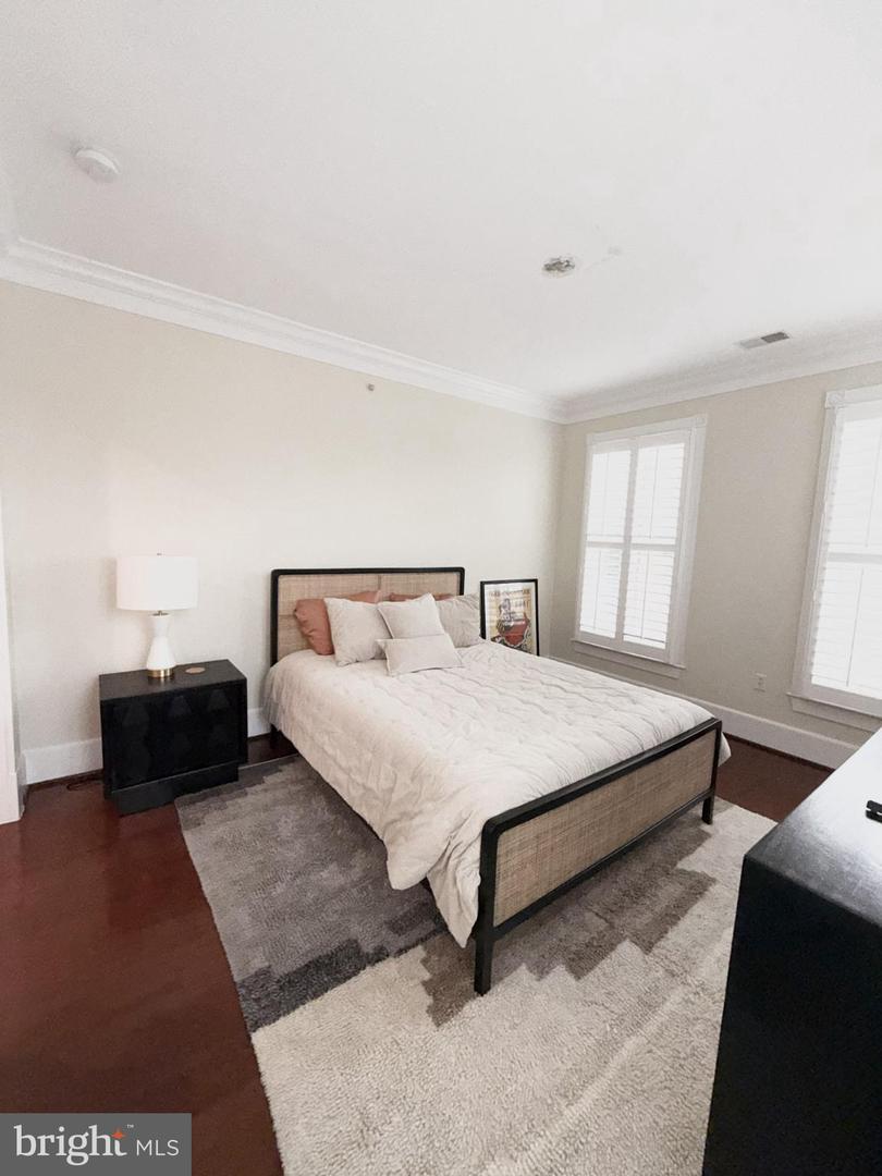 910 POWHATAN ST #304S, ALEXANDRIA, Virginia 22314, 2 Bedrooms Bedrooms, 4 Rooms Rooms,2 BathroomsBathrooms,Residential,For sale,910 POWHATAN ST #304S,VAAX2054280 MLS # VAAX2054280 910 POWHATAN ST #304S, ALEXANDRIA, Virginia 22314, 2 Bedrooms Bedrooms, 4 Rooms Rooms,2 BathroomsBathrooms,Residential,For sale,910 POWHATAN ST #304S,VAAX2054280 MLS # VAAX2054280