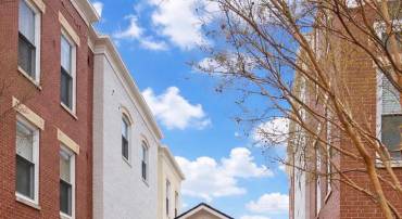 910 POWHATAN ST #304S, ALEXANDRIA, Virginia 22314, 2 Bedrooms Bedrooms, 4 Rooms Rooms,2 BathroomsBathrooms,Residential,For sale,910 POWHATAN ST #304S,VAAX2054280 MLS # VAAX2054280