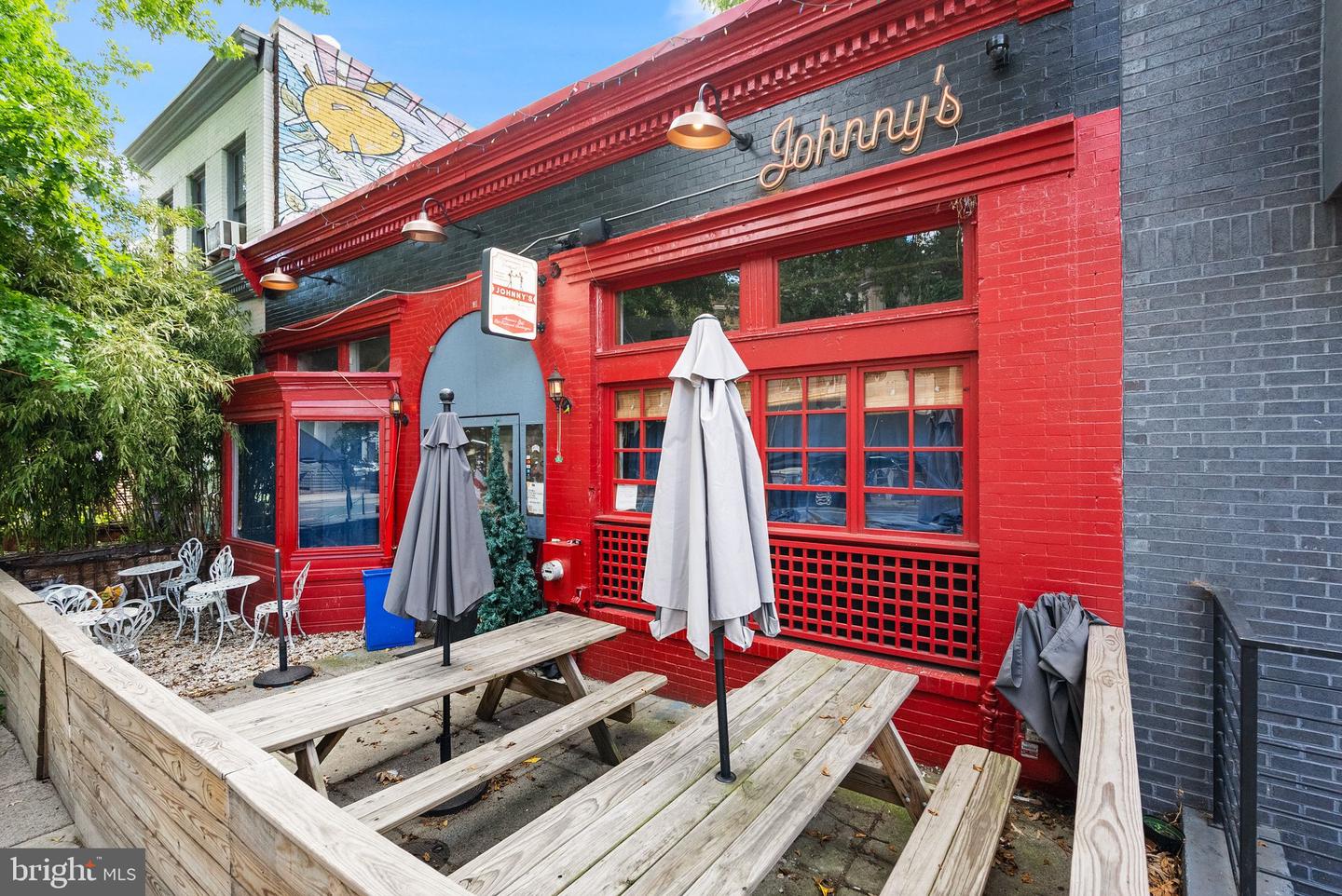 1335 HARVARD ST NW #1, WASHINGTON, District Of Columbia 20009, 3 Bedrooms Bedrooms, ,2 BathroomsBathrooms,Residential,For sale,1335 HARVARD ST NW #1,DCDC2246860 MLS # DCDC2246860