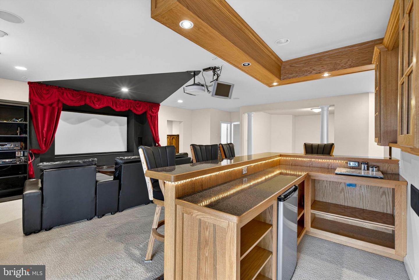 8342 LUNSFORD RD, WARRENTON, Virginia 20187, 3 Bedrooms Bedrooms, 17 Rooms Rooms,4 BathroomsBathrooms,Residential,For sale,8342 LUNSFORD RD,VAFQ2020640 MLS # VAFQ2020640