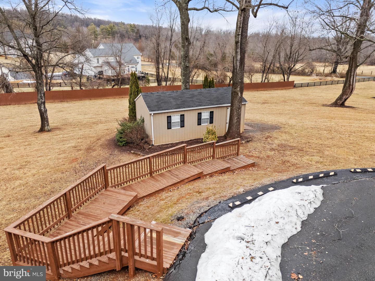 8342 LUNSFORD RD, WARRENTON, Virginia 20187, 3 Bedrooms Bedrooms, 17 Rooms Rooms,4 BathroomsBathrooms,Residential,For sale,8342 LUNSFORD RD,VAFQ2020640 MLS # VAFQ2020640