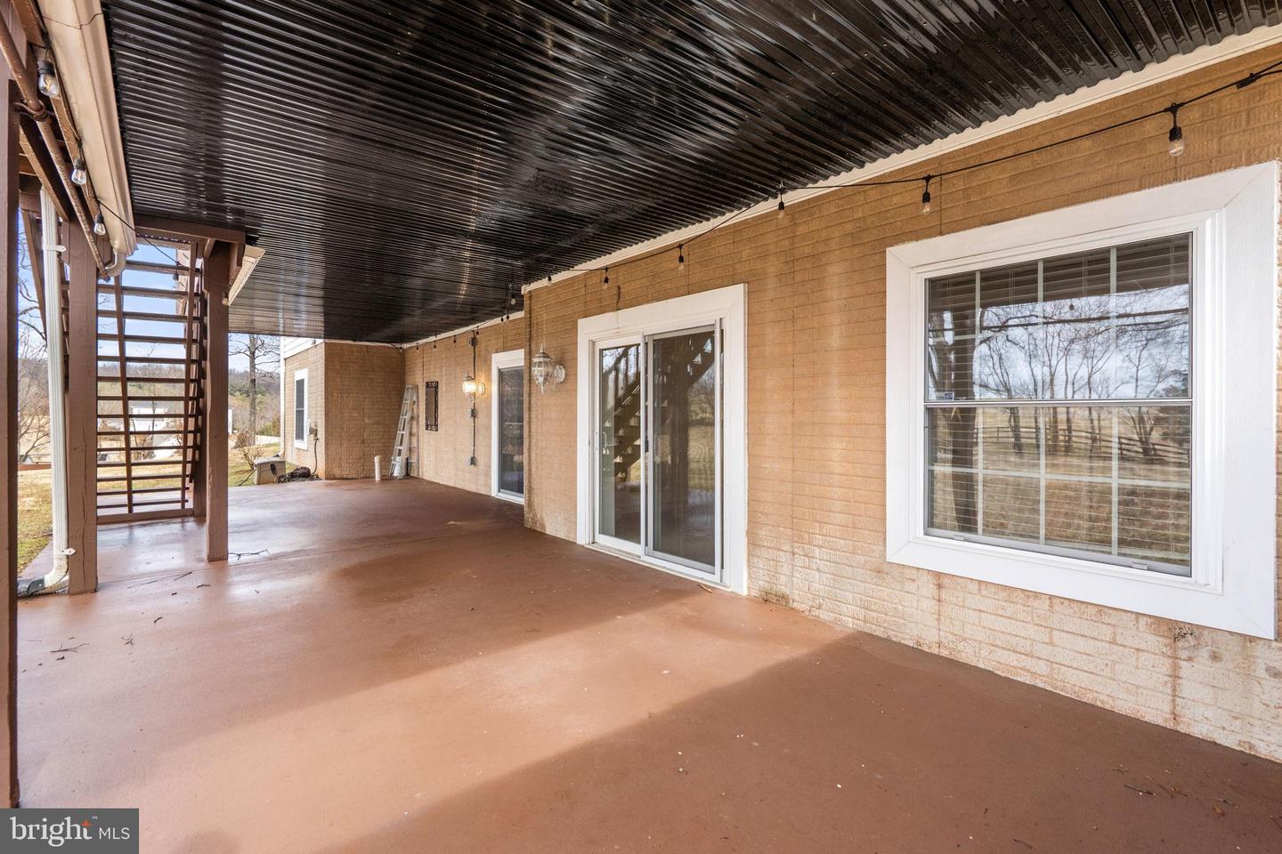 8342 LUNSFORD RD, WARRENTON, Virginia 20187, 3 Bedrooms Bedrooms, 17 Rooms Rooms,4 BathroomsBathrooms,Residential,For sale,8342 LUNSFORD RD,VAFQ2020640 MLS # VAFQ2020640