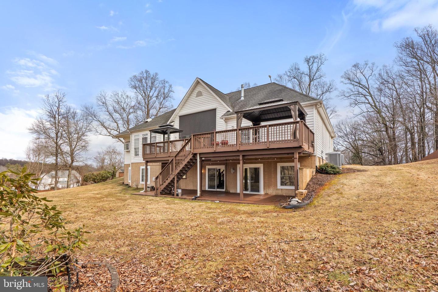 8342 LUNSFORD RD, WARRENTON, Virginia 20187, 3 Bedrooms Bedrooms, 17 Rooms Rooms,4 BathroomsBathrooms,Residential,For sale,8342 LUNSFORD RD,VAFQ2020640 MLS # VAFQ2020640
