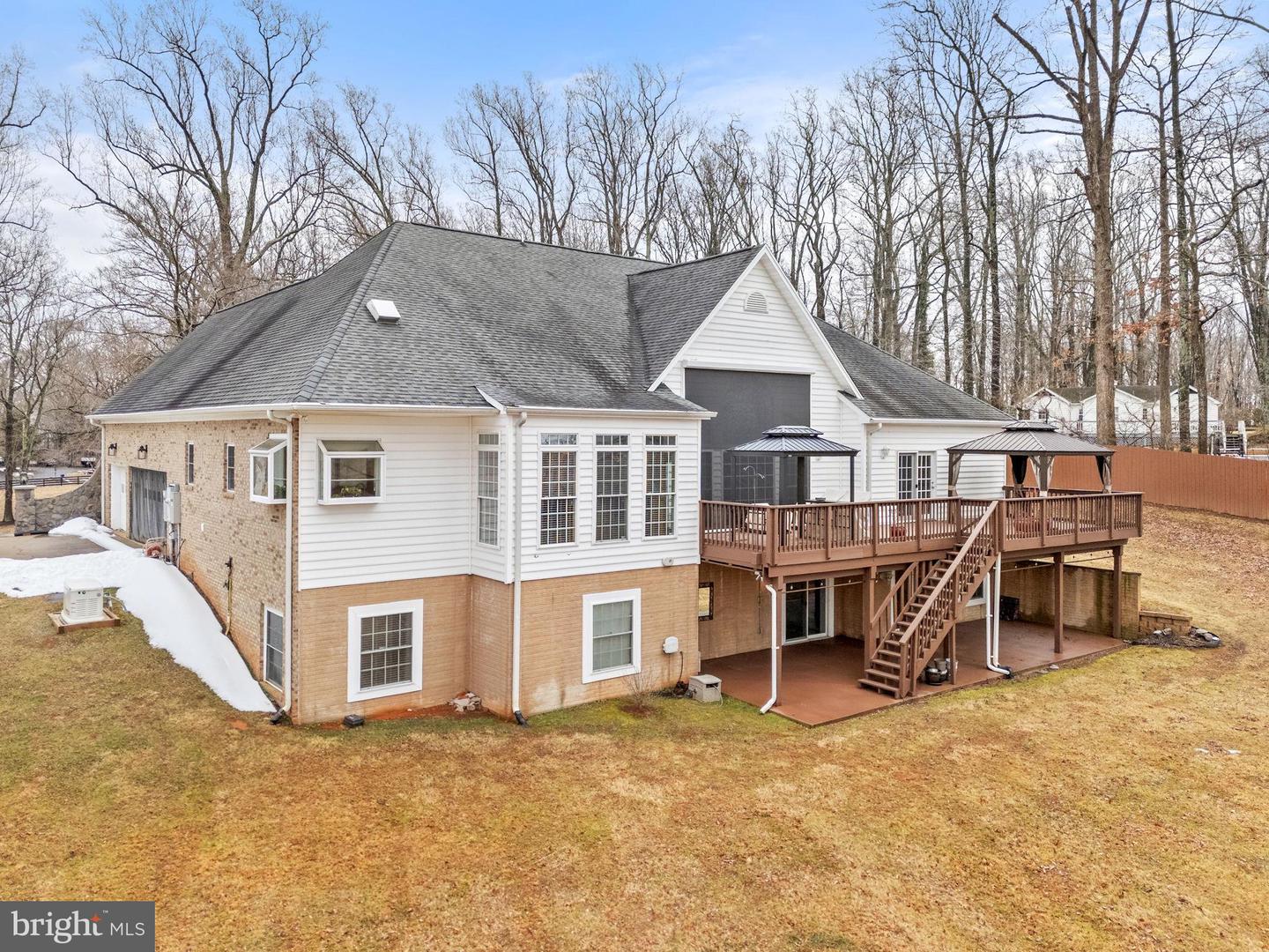 8342 LUNSFORD RD, WARRENTON, Virginia 20187, 3 Bedrooms Bedrooms, 17 Rooms Rooms,4 BathroomsBathrooms,Residential,For sale,8342 LUNSFORD RD,VAFQ2020640 MLS # VAFQ2020640