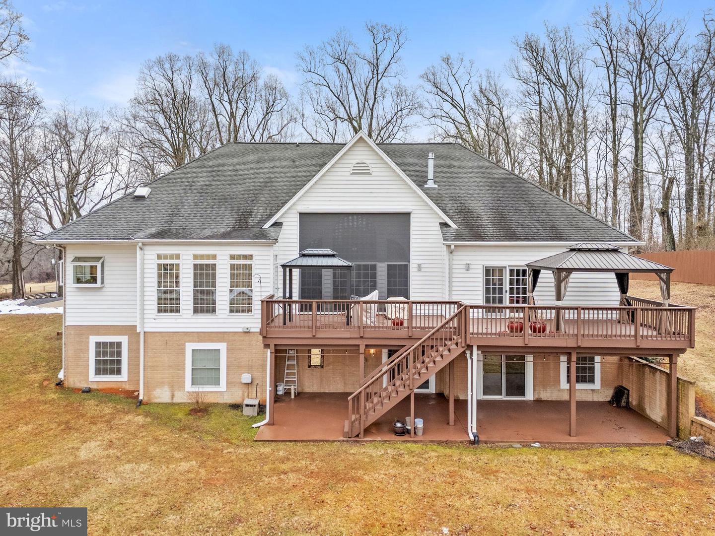 8342 LUNSFORD RD, WARRENTON, Virginia 20187, 3 Bedrooms Bedrooms, 17 Rooms Rooms,4 BathroomsBathrooms,Residential,For sale,8342 LUNSFORD RD,VAFQ2020640 MLS # VAFQ2020640