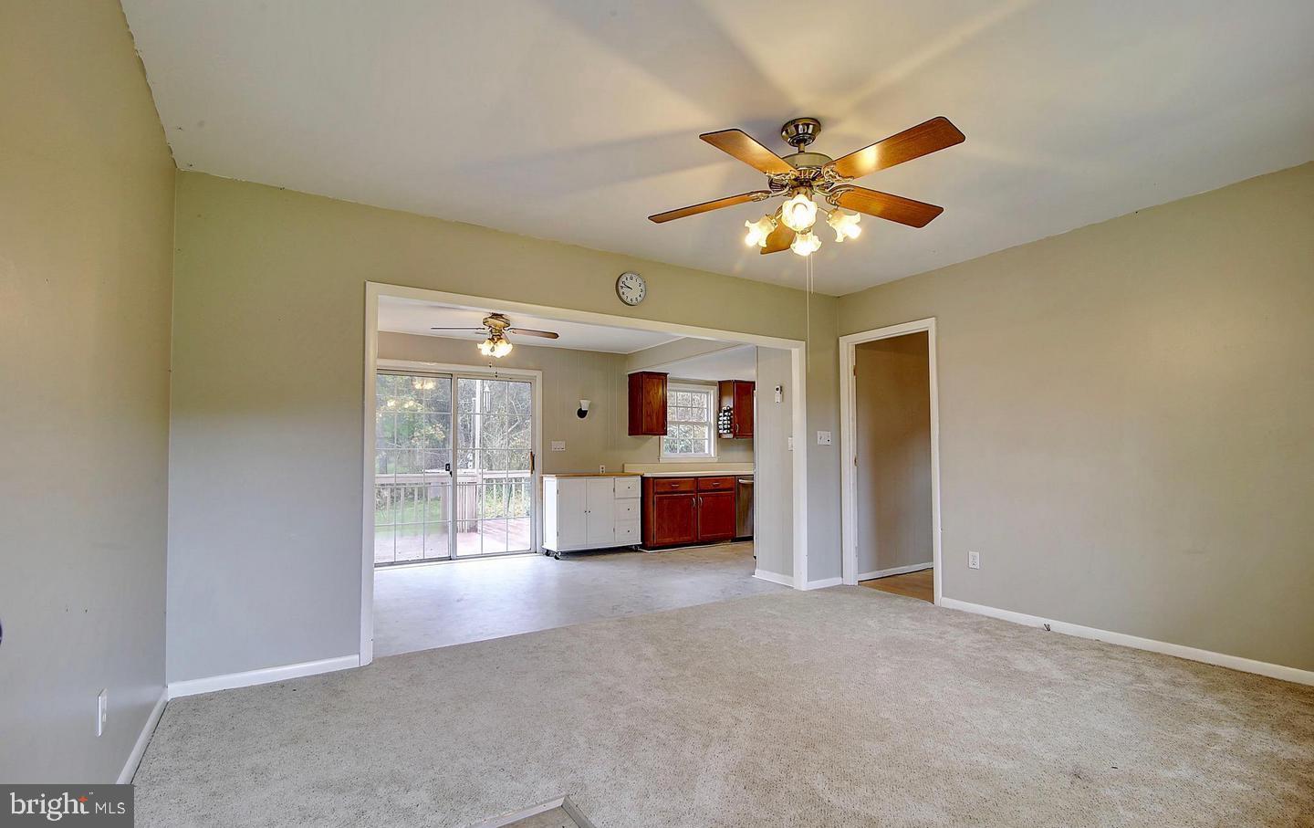 13096 FURNACE MOUNTAIN RD, LOVETTSVILLE, Virginia 20180, 3 Bedrooms Bedrooms, ,1 BathroomBathrooms,Residential,For sale,13096 FURNACE MOUNTAIN RD,VALO2116322 MLS # VALO2116322