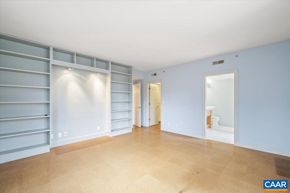 255 E JEFFERSON ST, CHARLOTTESVILLE, Virginia 22902, 3 Bedrooms Bedrooms, ,2 BathroomsBathrooms,Residential,For sale,255 E JEFFERSON ST,673469 MLS # 673469 255 E JEFFERSON ST, CHARLOTTESVILLE, Virginia 22902, 3 Bedrooms Bedrooms, ,2 BathroomsBathrooms,Residential,For sale,255 E JEFFERSON ST,673469 MLS # 673469