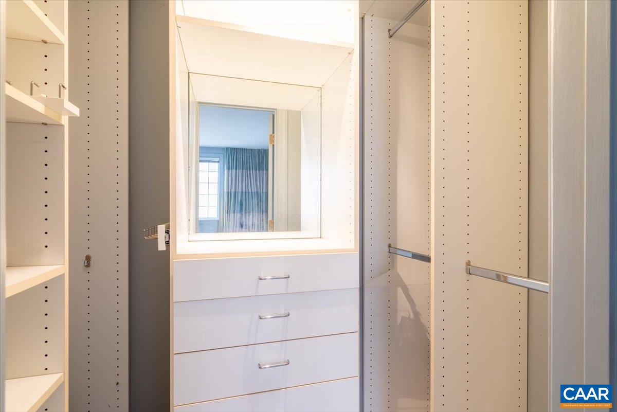 255 E JEFFERSON ST, CHARLOTTESVILLE, Virginia 22902, 3 Bedrooms Bedrooms, ,2 BathroomsBathrooms,Residential,For sale,255 E JEFFERSON ST,673469 MLS # 673469 255 E JEFFERSON ST, CHARLOTTESVILLE, Virginia 22902, 3 Bedrooms Bedrooms, ,2 BathroomsBathrooms,Residential,For sale,255 E JEFFERSON ST,673469 MLS # 673469