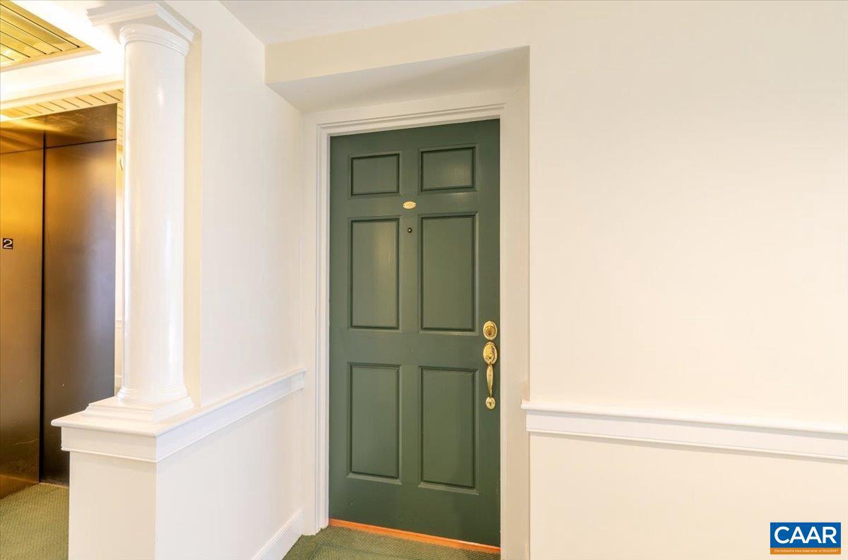 255 E JEFFERSON ST, CHARLOTTESVILLE, Virginia 22902, 3 Bedrooms Bedrooms, ,2 BathroomsBathrooms,Residential,For sale,255 E JEFFERSON ST,673469 MLS # 673469 255 E JEFFERSON ST, CHARLOTTESVILLE, Virginia 22902, 3 Bedrooms Bedrooms, ,2 BathroomsBathrooms,Residential,For sale,255 E JEFFERSON ST,673469 MLS # 673469