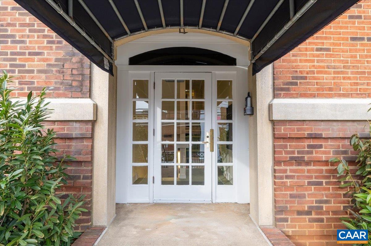 255 E JEFFERSON ST, CHARLOTTESVILLE, Virginia 22902, 3 Bedrooms Bedrooms, ,2 BathroomsBathrooms,Residential,For sale,255 E JEFFERSON ST,673469 MLS # 673469 255 E JEFFERSON ST, CHARLOTTESVILLE, Virginia 22902, 3 Bedrooms Bedrooms, ,2 BathroomsBathrooms,Residential,For sale,255 E JEFFERSON ST,673469 MLS # 673469