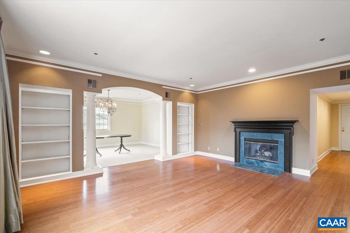 255 E JEFFERSON ST, CHARLOTTESVILLE, Virginia 22902, 3 Bedrooms Bedrooms, ,2 BathroomsBathrooms,Residential,For sale,255 E JEFFERSON ST,673469 MLS # 673469 255 E JEFFERSON ST, CHARLOTTESVILLE, Virginia 22902, 3 Bedrooms Bedrooms, ,2 BathroomsBathrooms,Residential,For sale,255 E JEFFERSON ST,673469 MLS # 673469