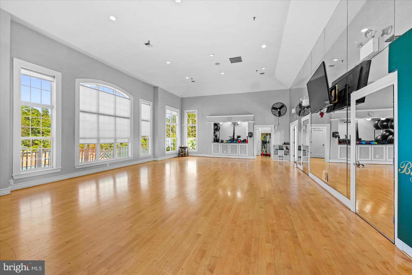 20002 PALMER CLASSIC PKWY, ASHBURN, Virginia 20147, 5 Bedrooms Bedrooms, ,4 BathroomsBathrooms,Residential,For sale,20002 PALMER CLASSIC PKWY,VALO2116332 MLS # VALO2116332