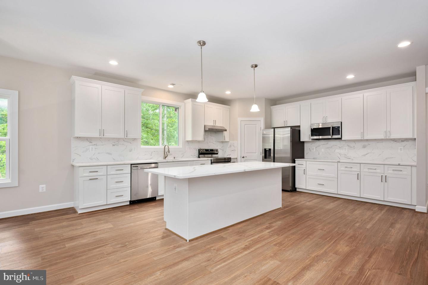 107 GOLD VALLEY RD, LOCUST GROVE, Virginia 22508, 3 Bedrooms Bedrooms, ,2 BathroomsBathrooms,Residential,For sale,107 GOLD VALLEY RD,VAOR2013360 MLS # VAOR2013360