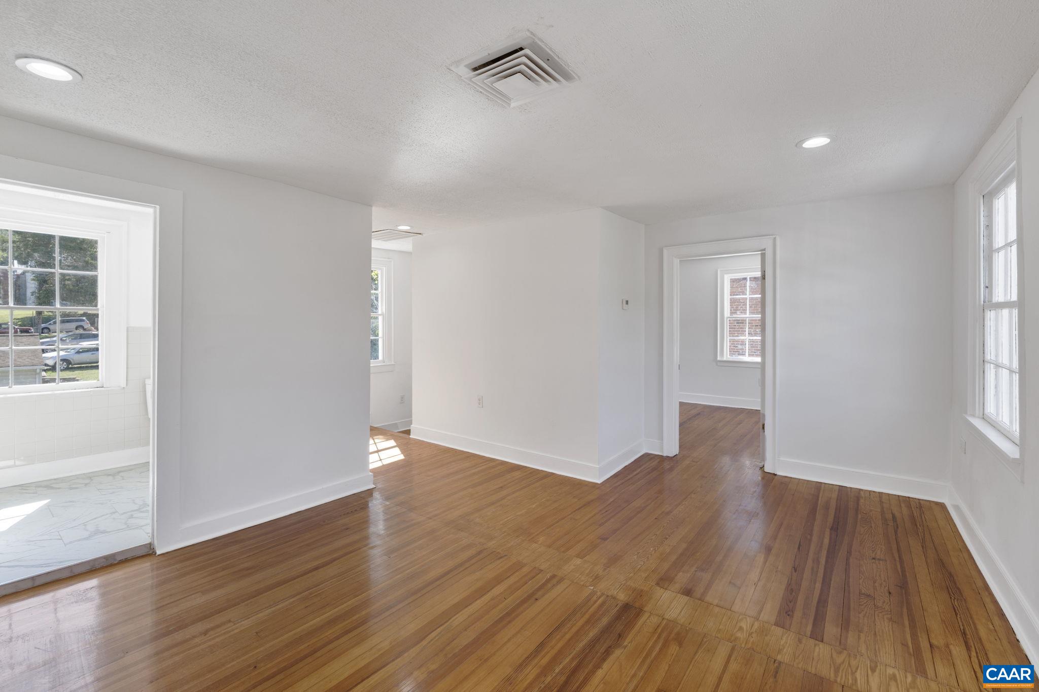 622 FRONT ST, LOVINGSTON, Virginia 22949, 3 Bedrooms Bedrooms, ,2 BathroomsBathrooms,Residential,622 FRONT ST,668677 MLS # 668677