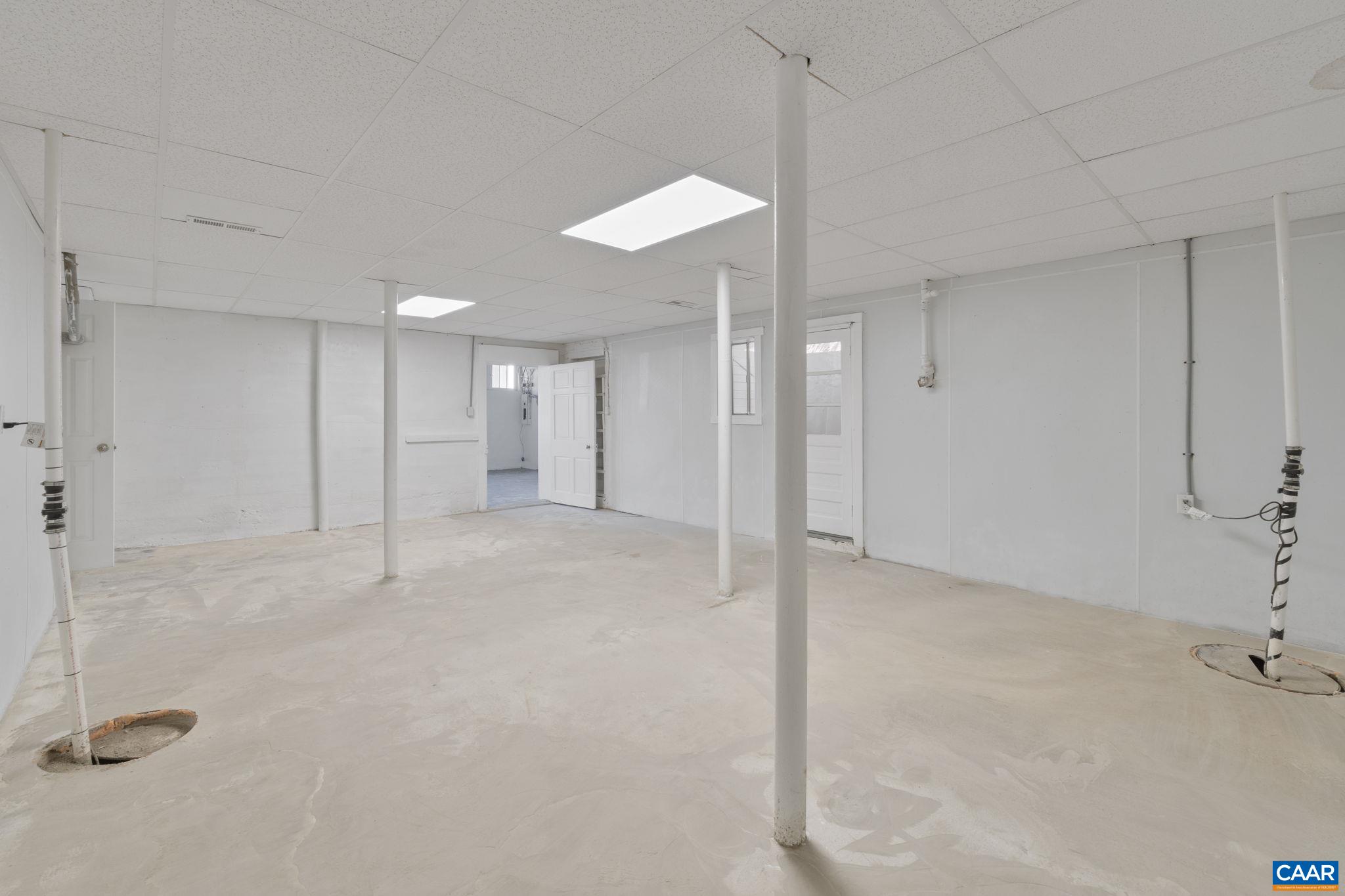 622 FRONT ST, LOVINGSTON, Virginia 22949, 3 Bedrooms Bedrooms, ,2 BathroomsBathrooms,Residential,622 FRONT ST,668677 MLS # 668677