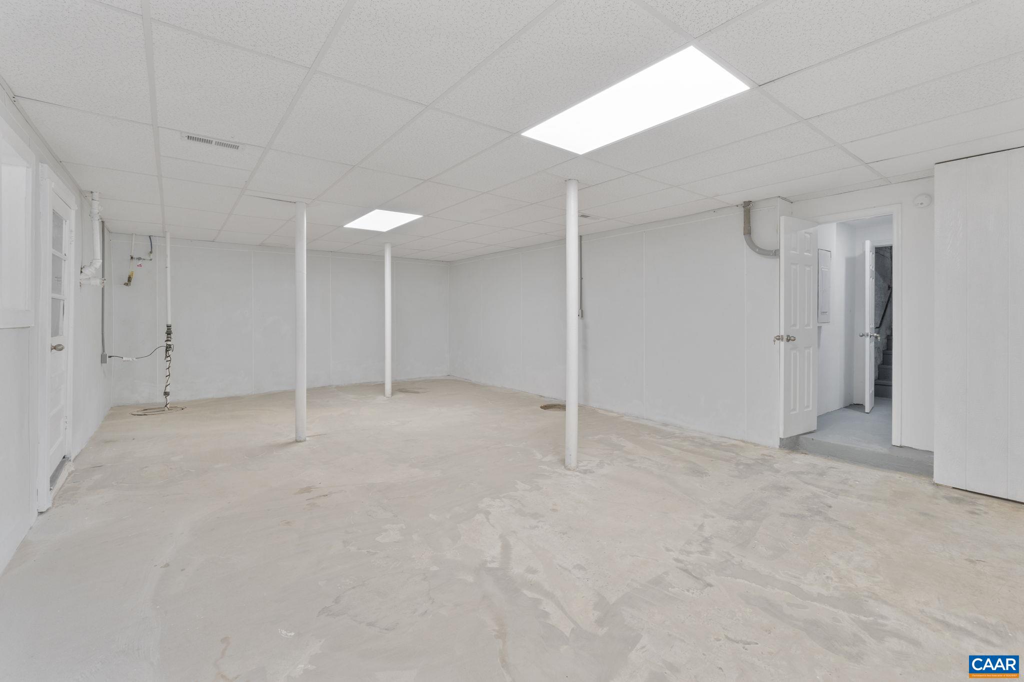 622 FRONT ST, LOVINGSTON, Virginia 22949, 3 Bedrooms Bedrooms, ,2 BathroomsBathrooms,Residential,622 FRONT ST,668677 MLS # 668677