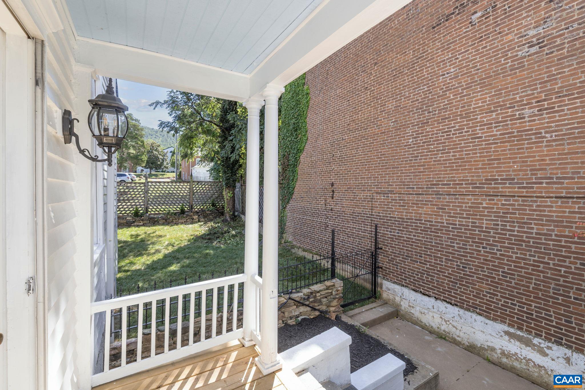 622 FRONT ST, LOVINGSTON, Virginia 22949, 3 Bedrooms Bedrooms, ,2 BathroomsBathrooms,Residential,622 FRONT ST,668677 MLS # 668677